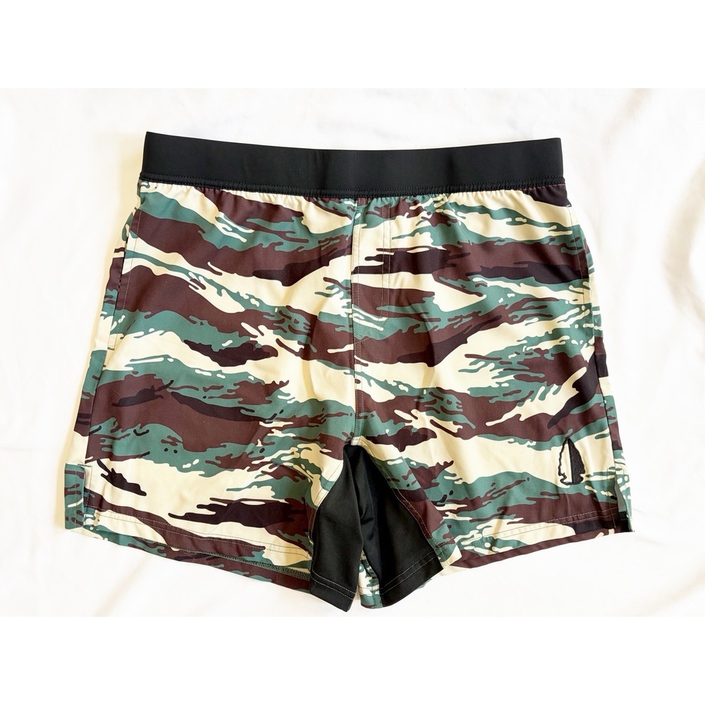 TACHUNTFISH Shorts Mens XL Camo Performance Stretch Elastic Waist